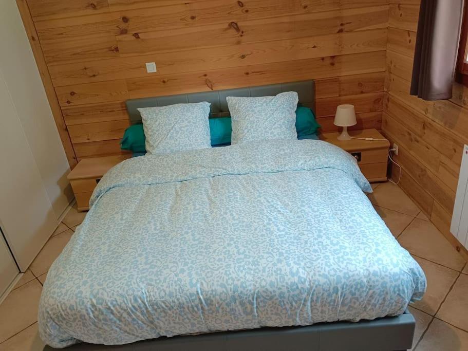 Chalet 2 Chambres En Savoie Pour 1 A 4 Personnes Gerbaix Exteriör bild